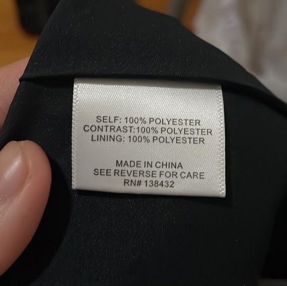 Modcloth Black floral dress with cross pattern center Small NWT - Picture 10 of 11